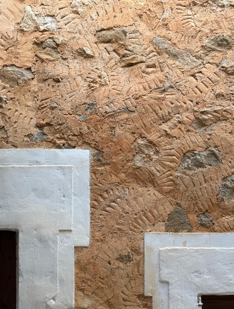 LIME MORTAR FACADE